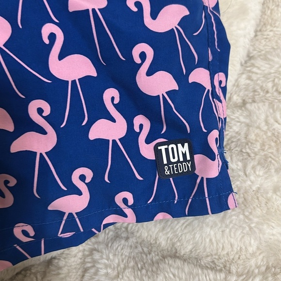 EUC Tom & Teddy Men’s Flamingo Medium Swim Trunks - Picture 2 of 7